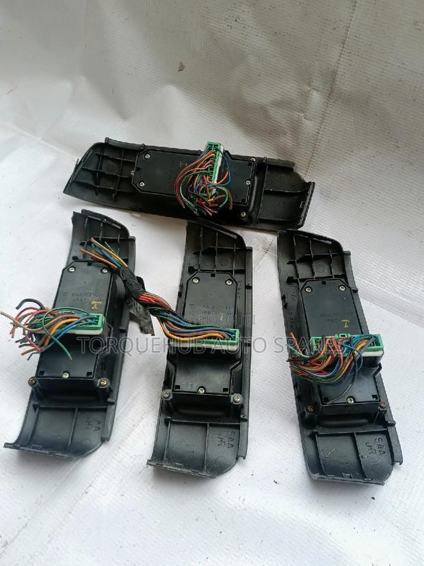 Honda CR-V 2004 Main Switch - thumbnail 2