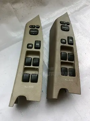 Toyota Isis Main Door Switch