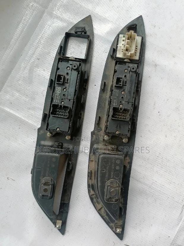 Mitsubishi Outlander/RVR 2015 Main Door Switch - thumbnail 2