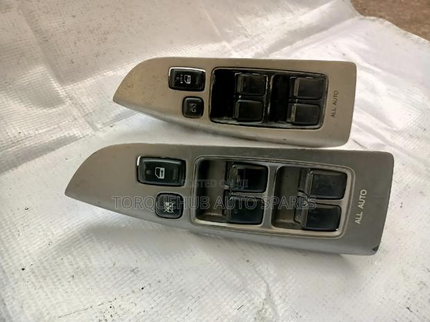 Toyota Prado 120 Master Door Switch - thumbnail 2