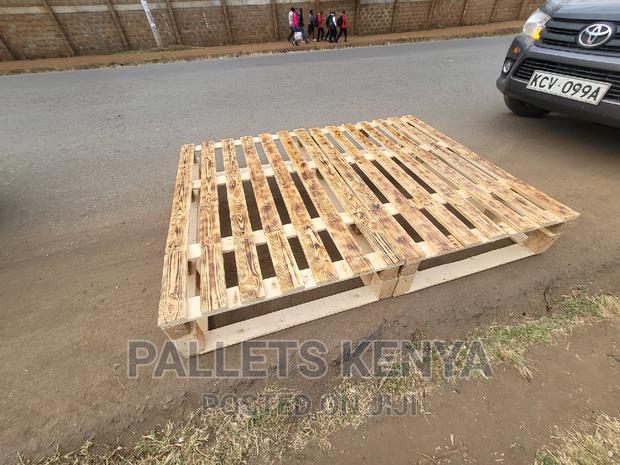 Pallet Bed 5 by 6 - Blazed Pallet Beds