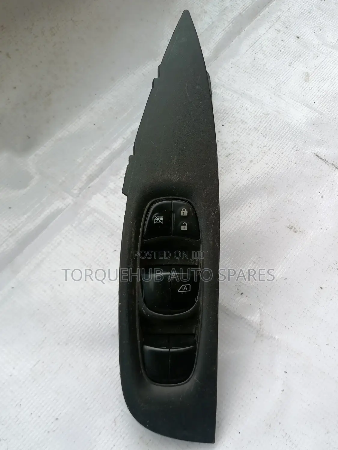 Nissan Serena 2014 Master Switch