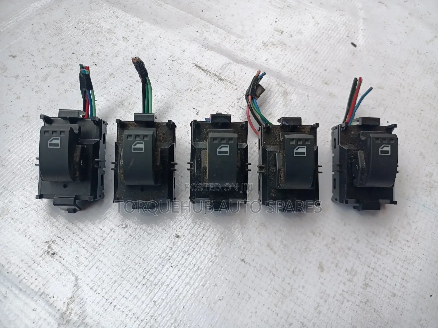 Toyota Passo 2014 Rear Door Switches