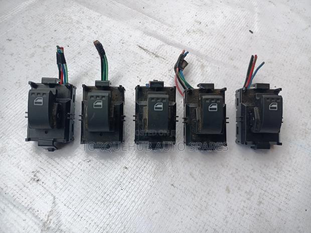 Toyota Passo 2014 Rear Door Switches