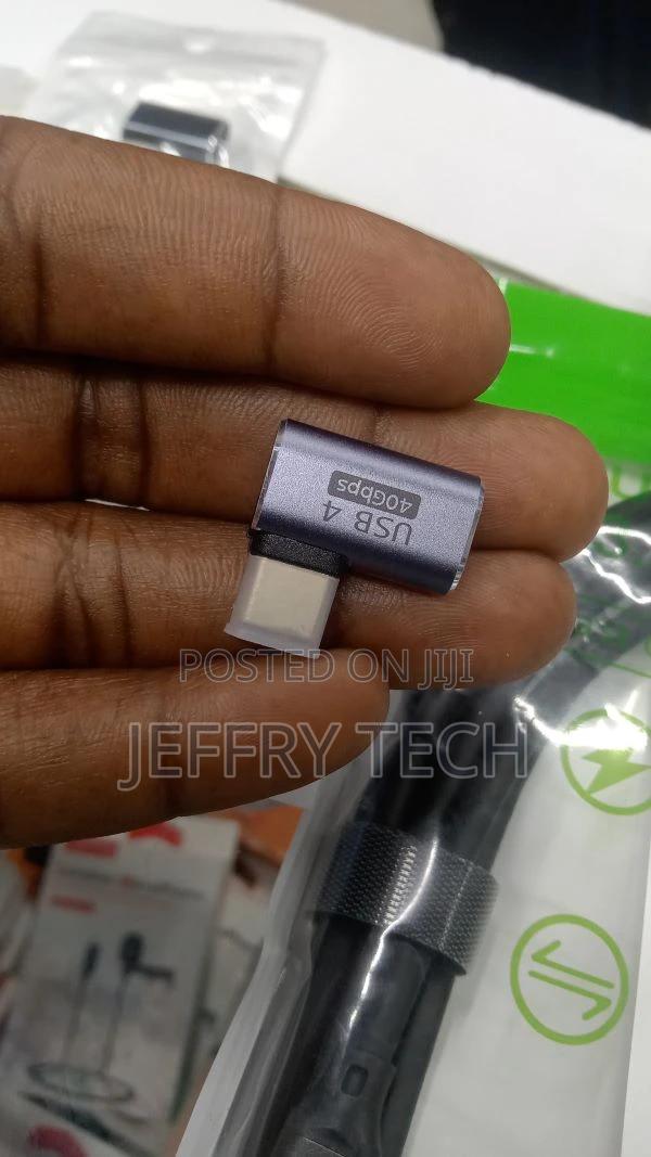 Right Angle 90 Degree Type-C Male to Female Extender - thumbnail 2