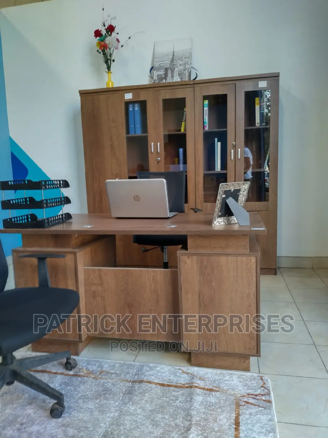 Executive Imported Office Desk 1.6 MTRS