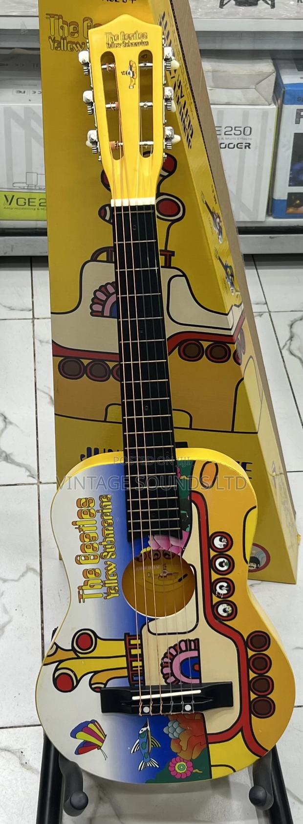 Junior 1/2 Size Begginer Classical Guitar - thumbnail 3