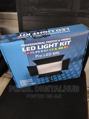 Professional Video and Photo Pro Led 800 Light