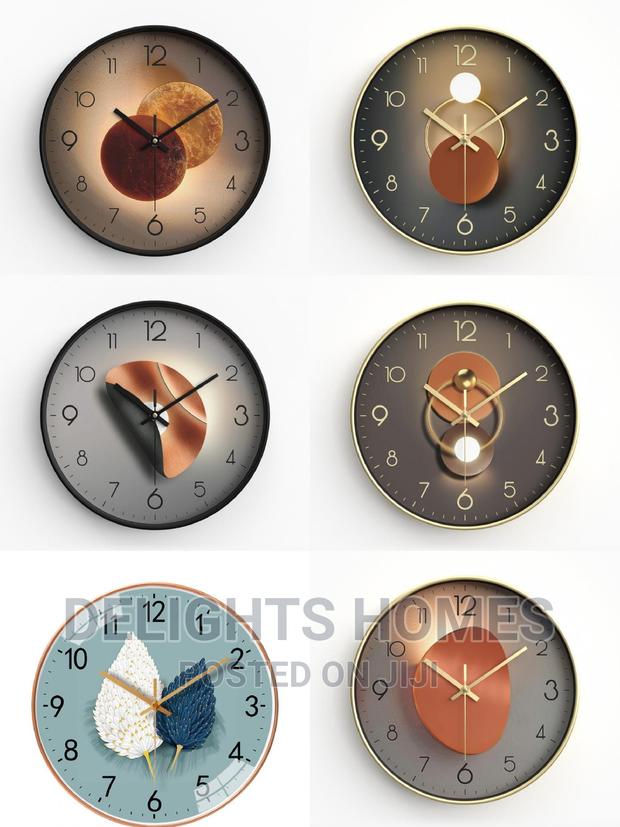 Decorative Wall Clock* - main view