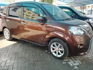 Toyota Porte 2016 Brown