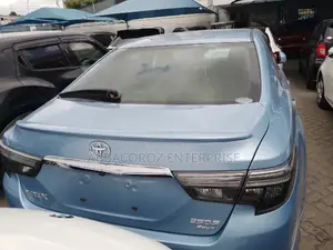 Toyota Mark X 2018 Blue