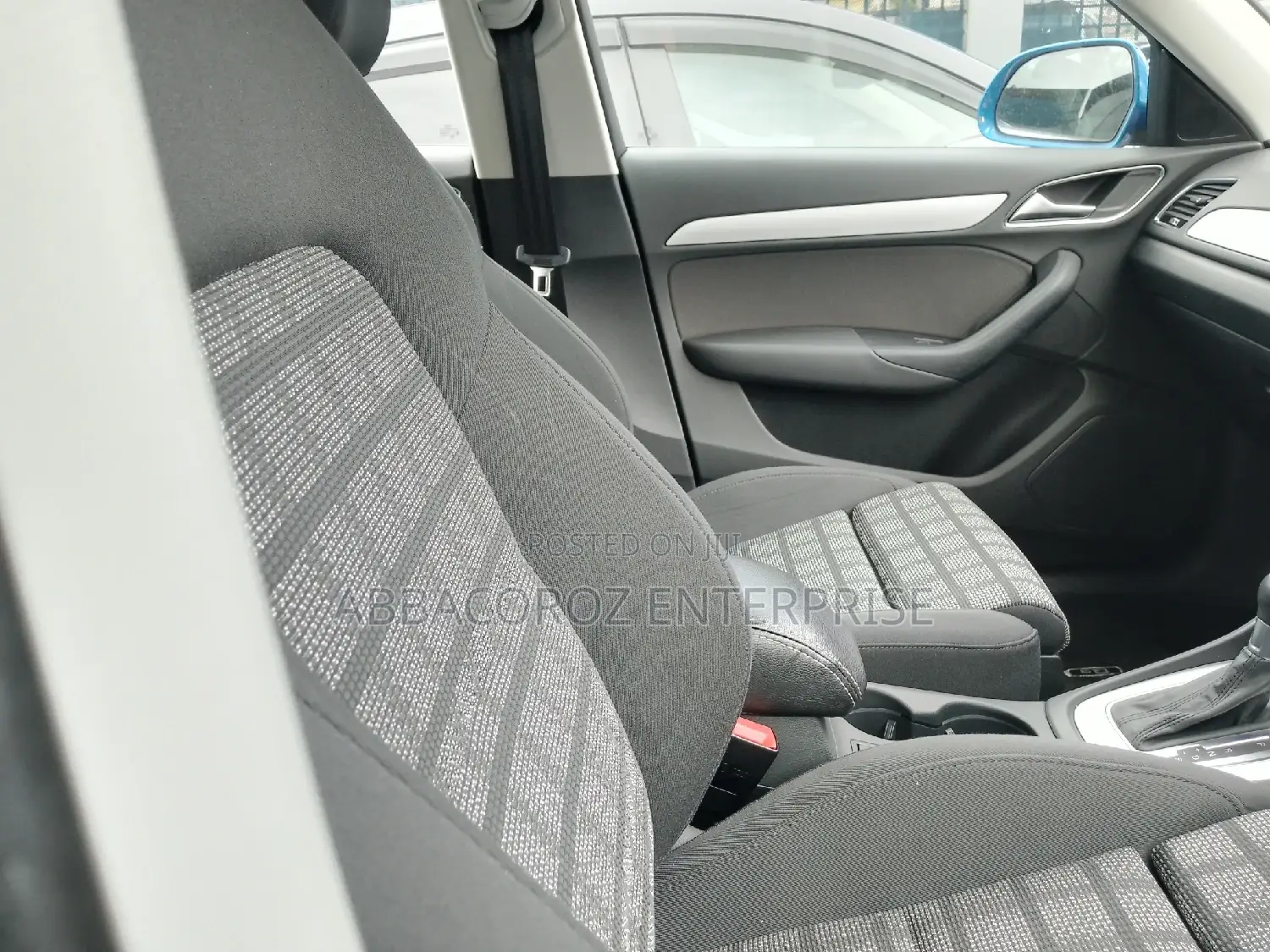 Audi Q3 2016 Blue