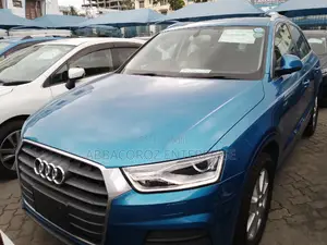 Audi Q3 2016 Blue