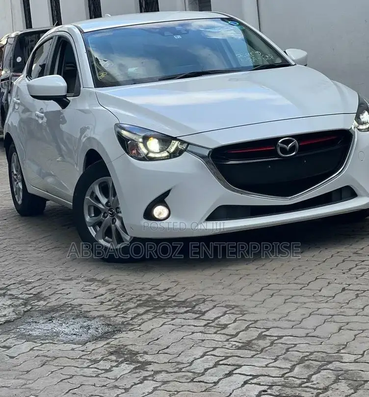 Mazda Demio 2016 White