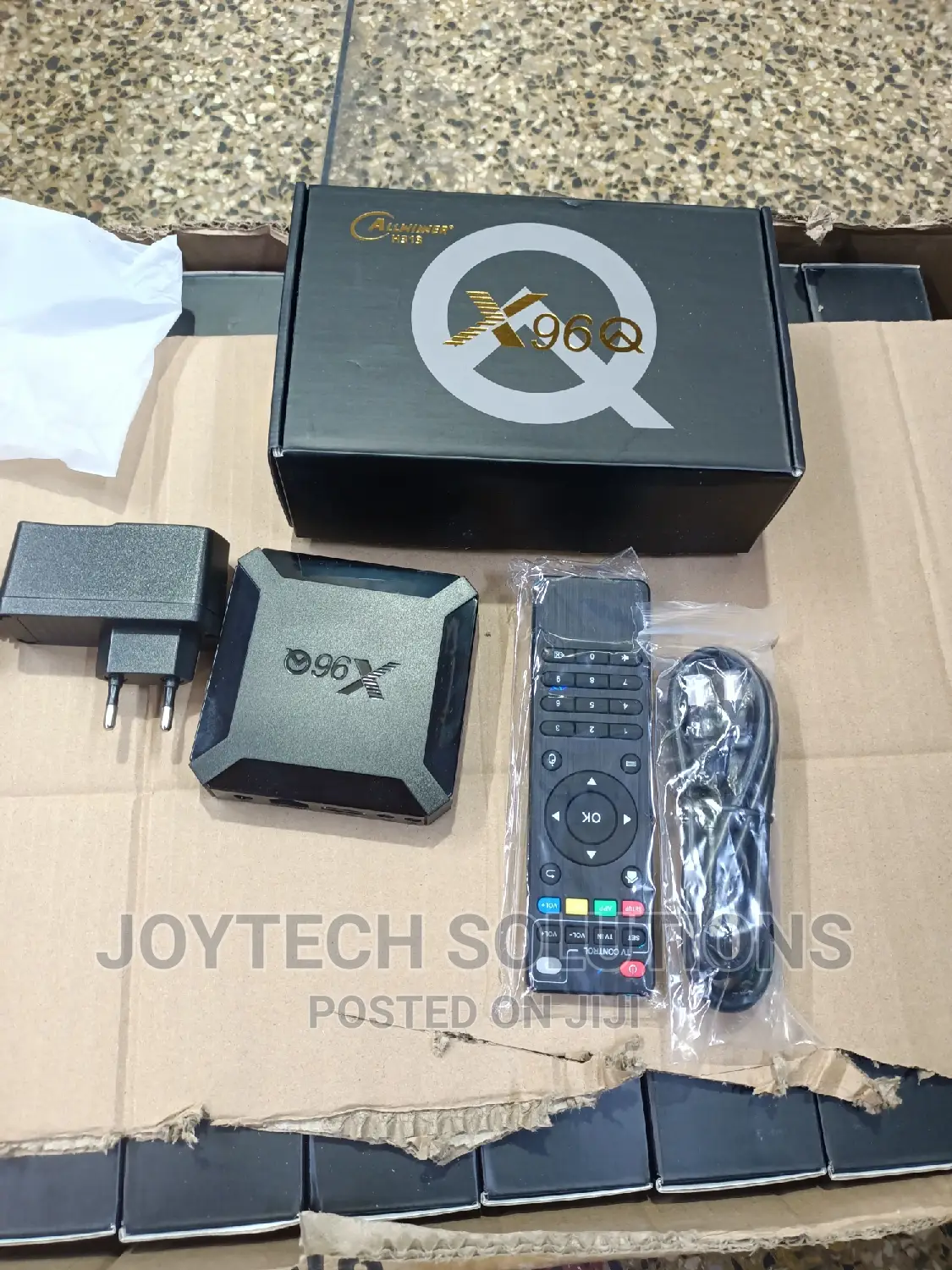 X96q Tv Box Android. 2rom + 16gb Space