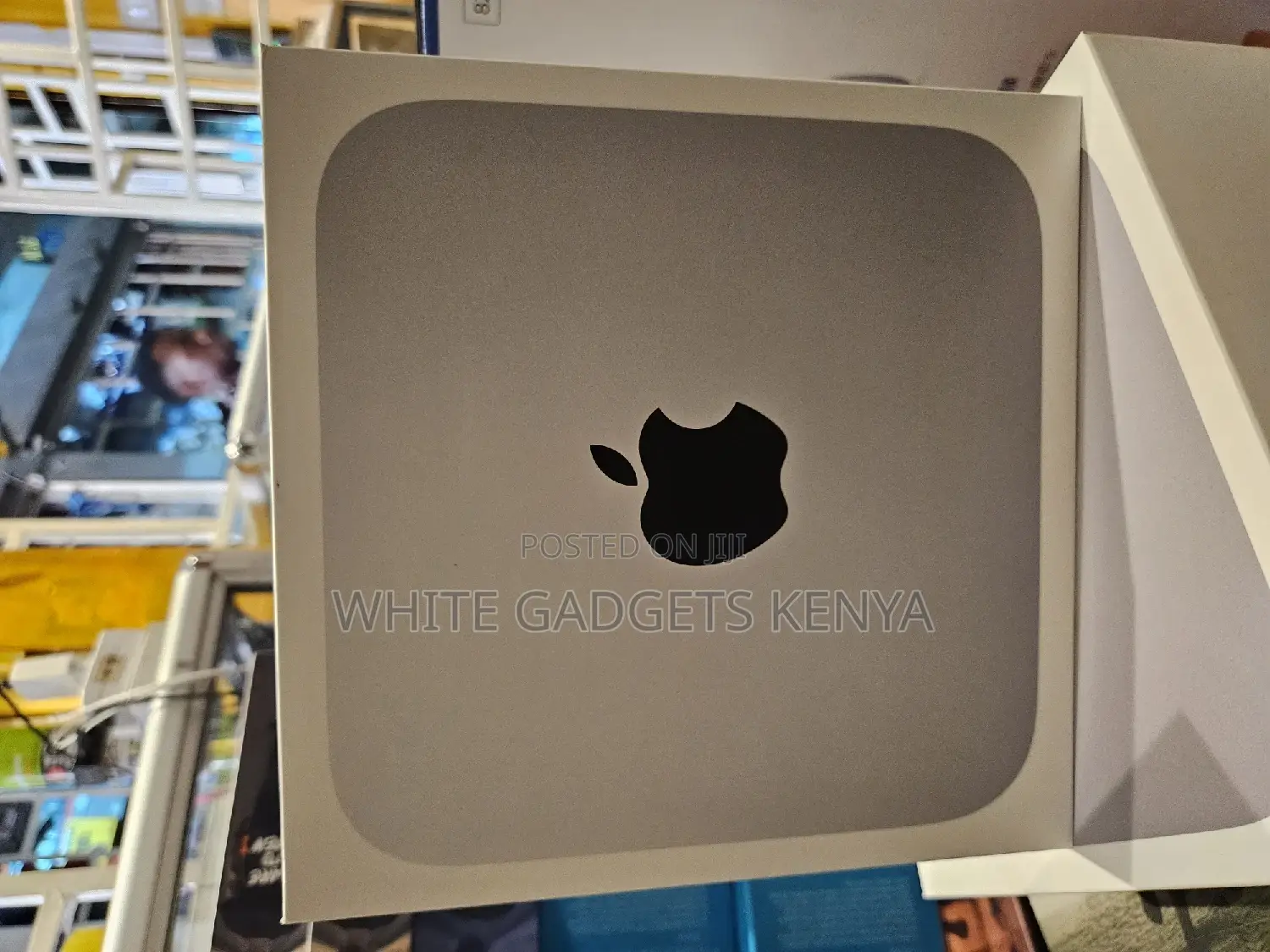 New Desktop Computer Apple Mac Mini M2 8GB Apple M2 SSD 256GB