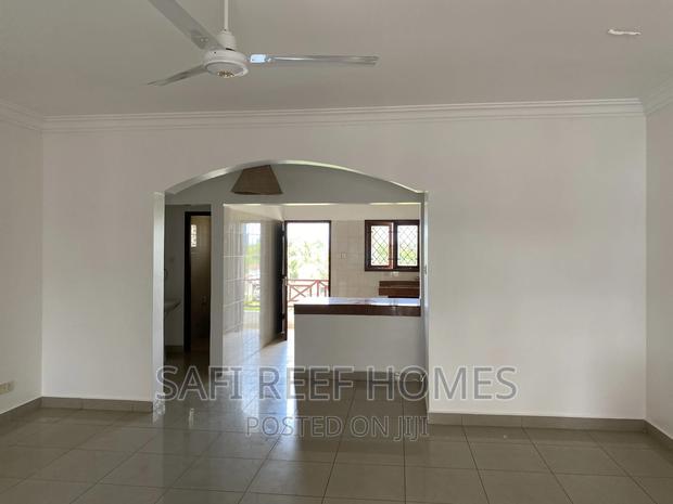 2bdrm Apartment in Nyali for rent - thumbnail 17