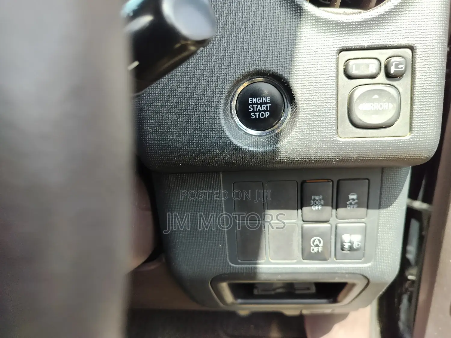 Toyota Porte 2015 Black