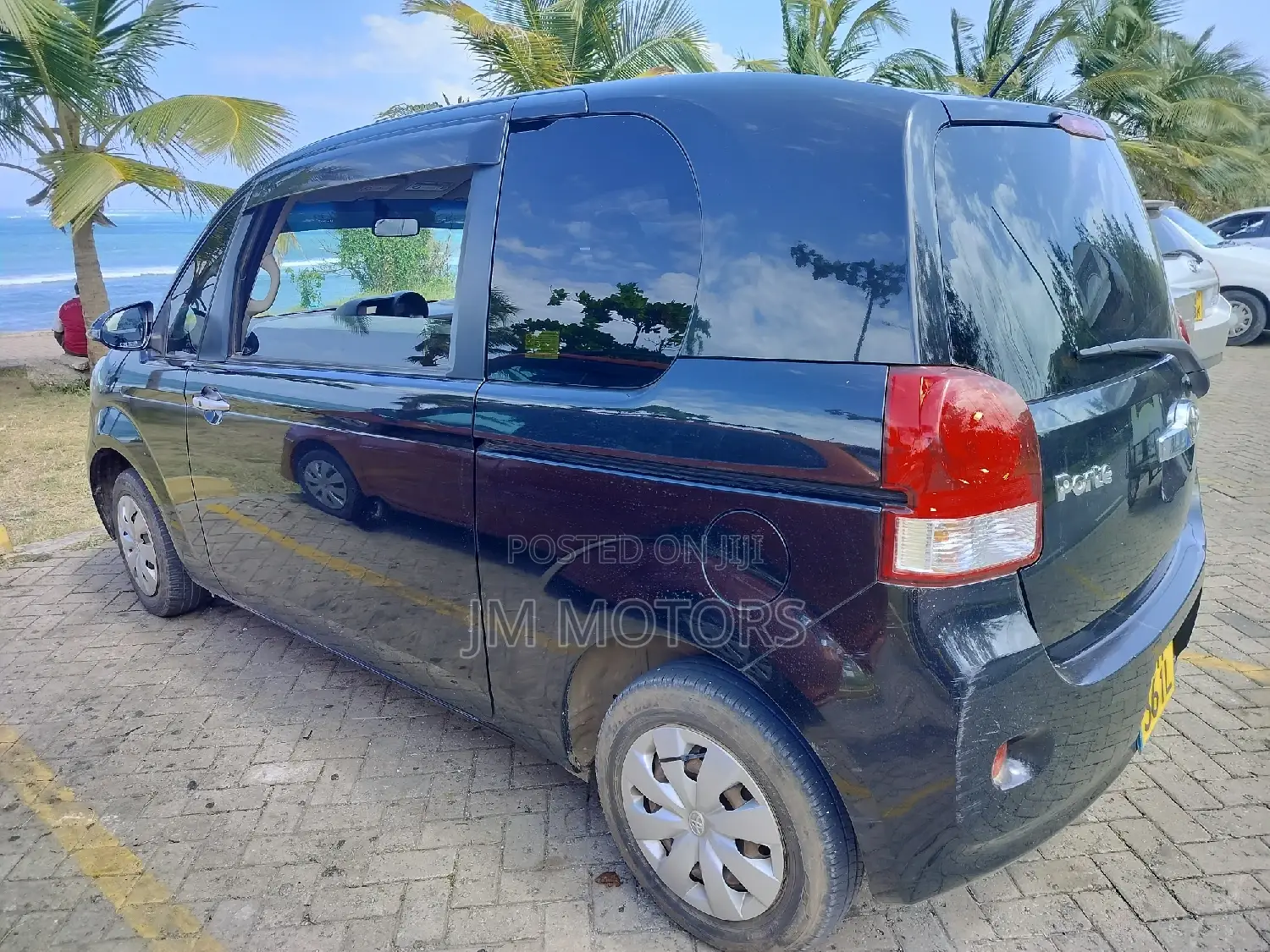 Toyota Porte 2015 Black