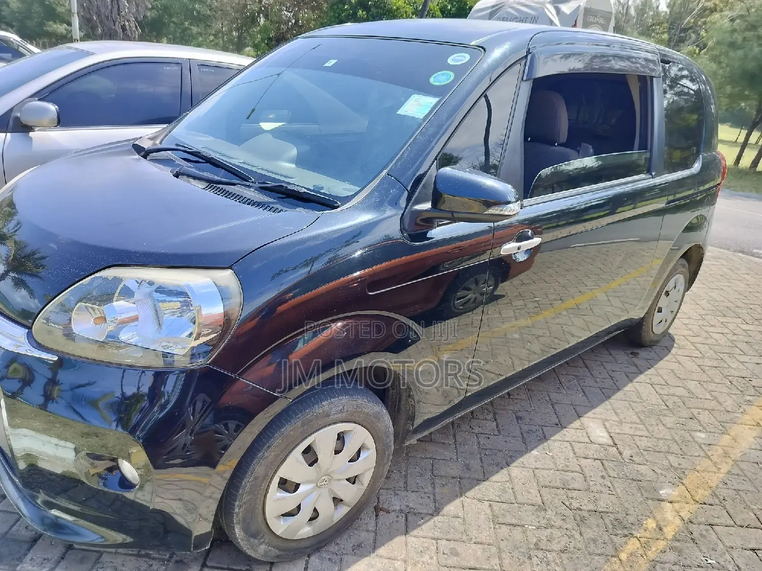 Toyota Porte 2015 Black