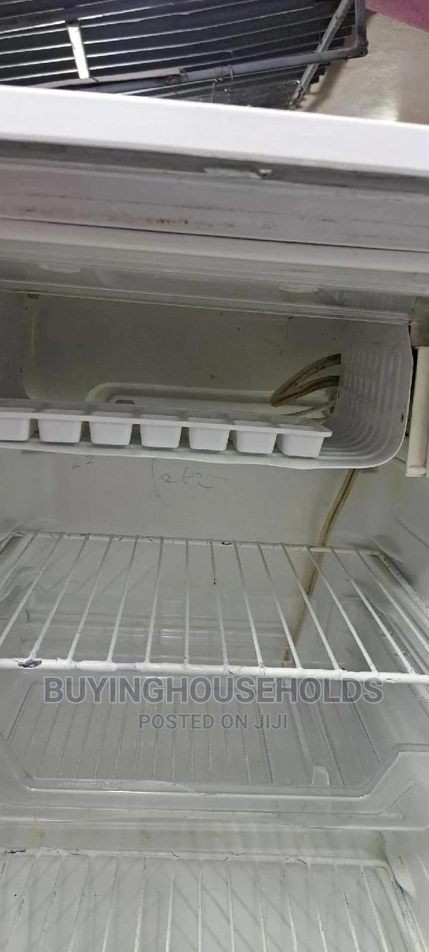LG 90L Fridge - thumbnail 4