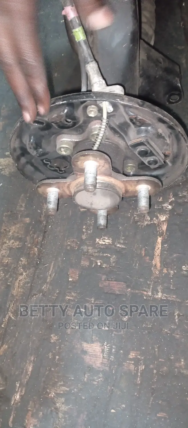 Toyota Passo Rear Hub