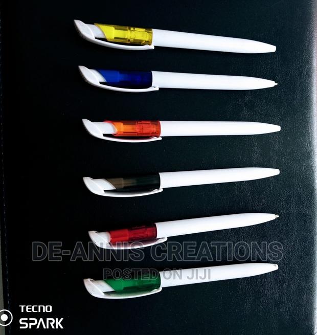 Plastic White Pens - main view