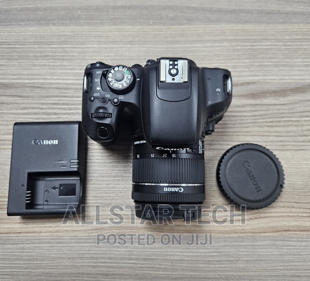 Canon EOS 800D DSLR Camera With 18-55mm Lens (Mint Condition - thumbnail 5