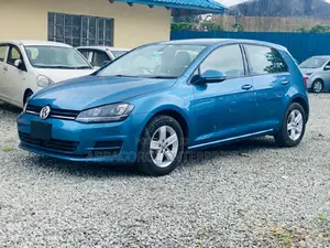 Volkswagen Golf 2016 Blue