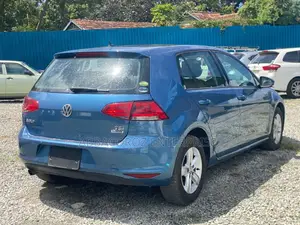 Volkswagen Golf 2016 Blue