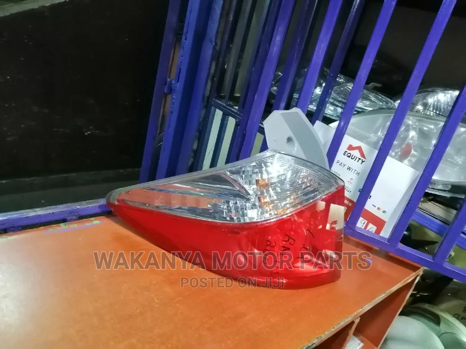 Toyota Ractis Tail Light 2011/2014 Led Type, Ex Japan Parts