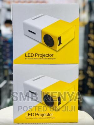 Portable Mini Projector - main view