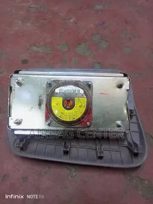 Nissan Wingroad Dashboard and Steering Airbags