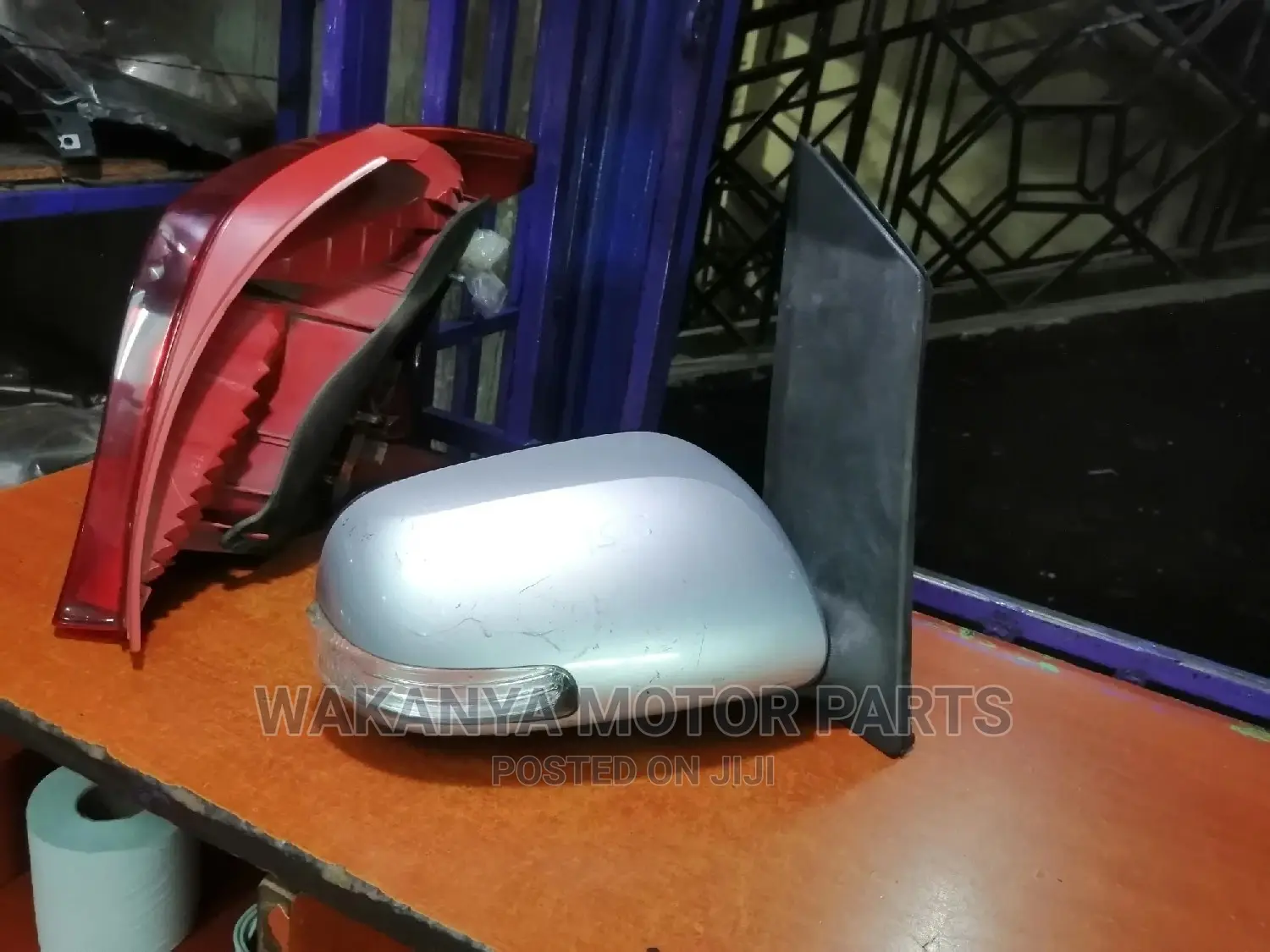 Toyota Isis 2004/2010 Side Mirror With Indicator, Ex Japan