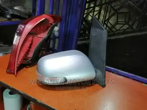 Toyota Isis 2004/2010 Side Mirror With Indicator, Ex Japan