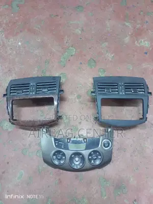 Vanguard Ac Control,Air Vents and Radio Console