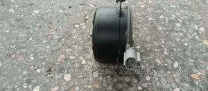 Toyota Vitz Motor and Blade