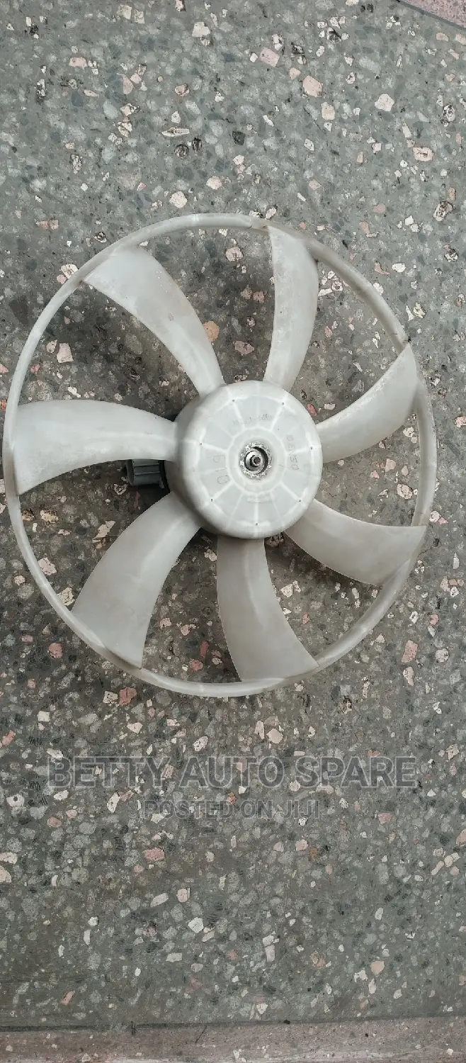 Toyota Vitz Fun Blade