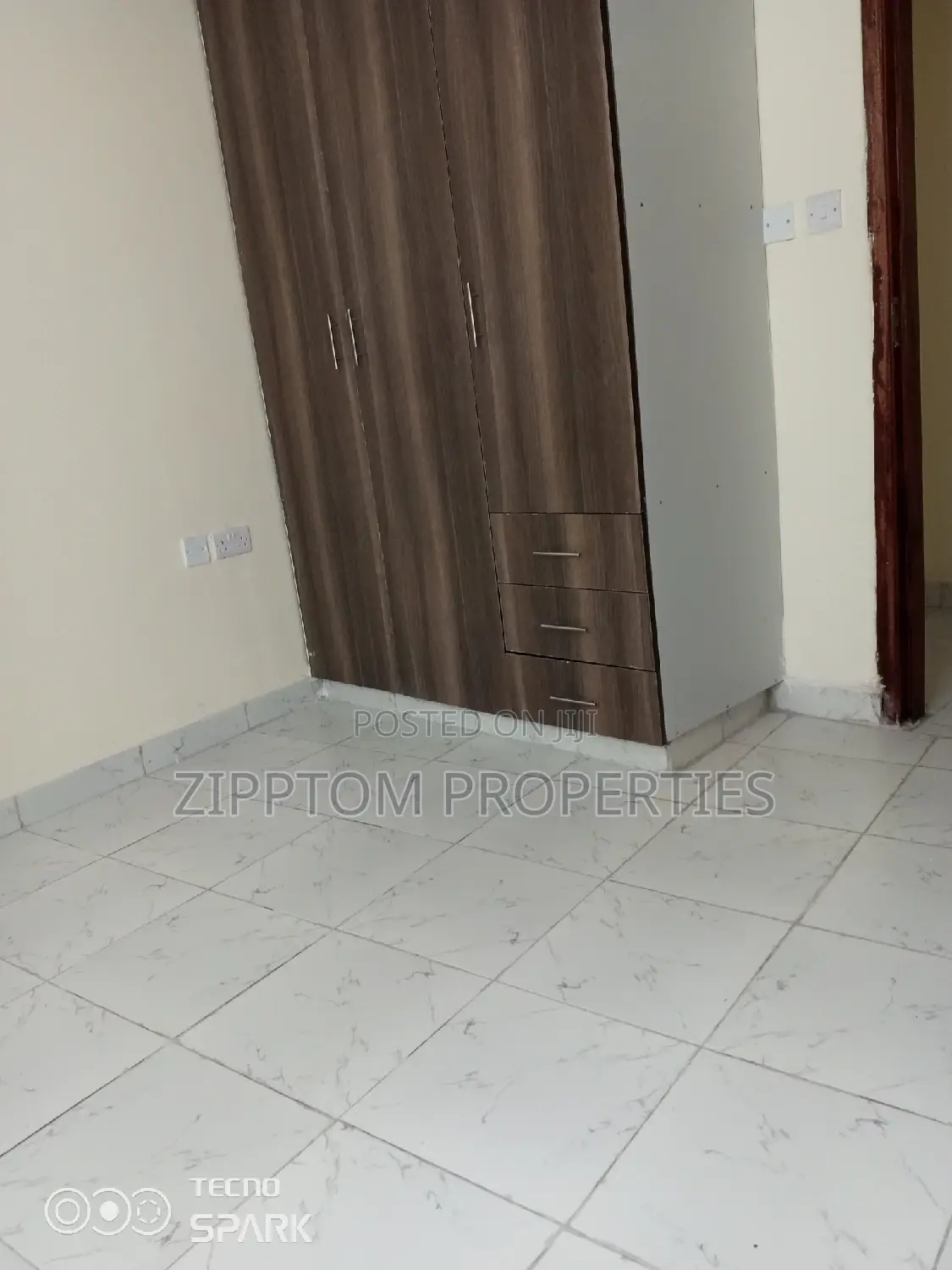 4bdrm Apartment in Nairobi West for rent