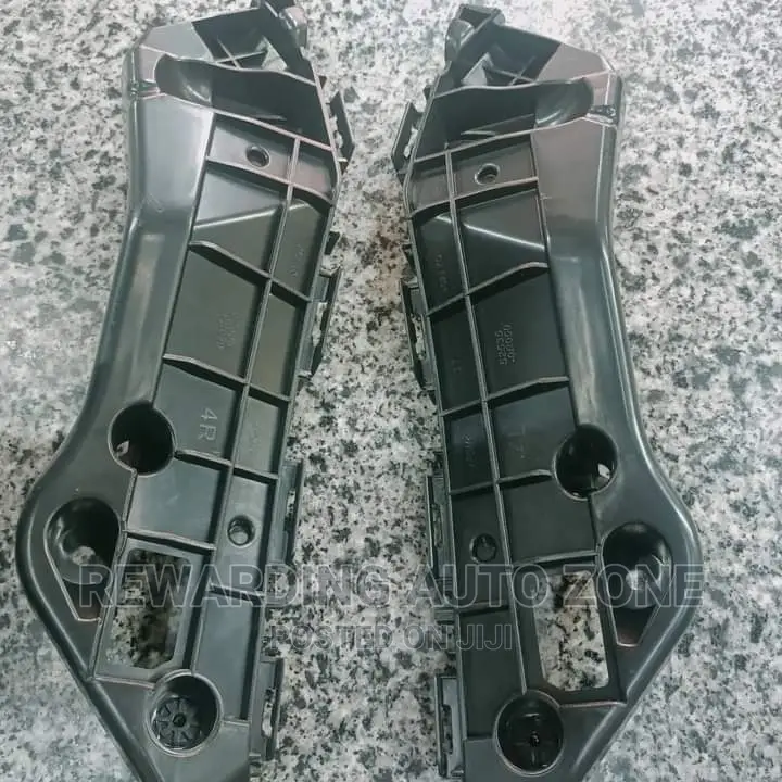Rav4 2016 Ac36 New Model Bumper Blakets.