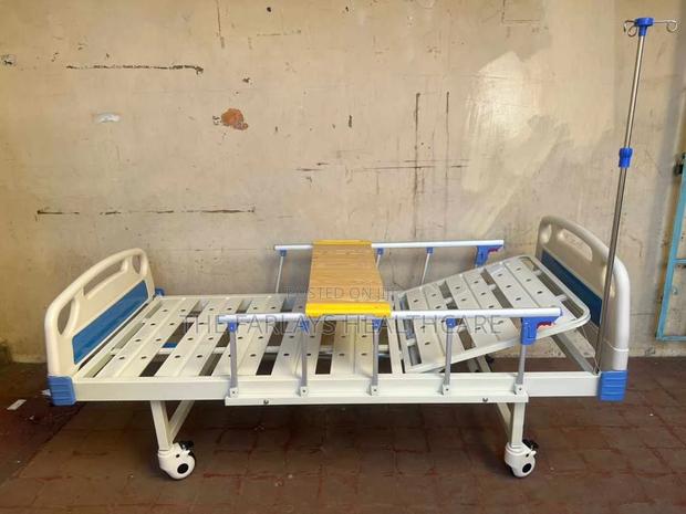 Single Crank Hospital Bed. - main view