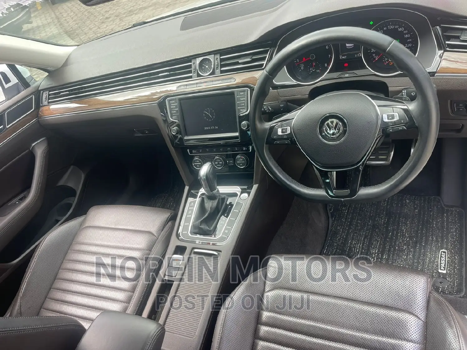 Volkswagen Passat 2016 White