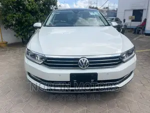 Volkswagen Passat 2016 White