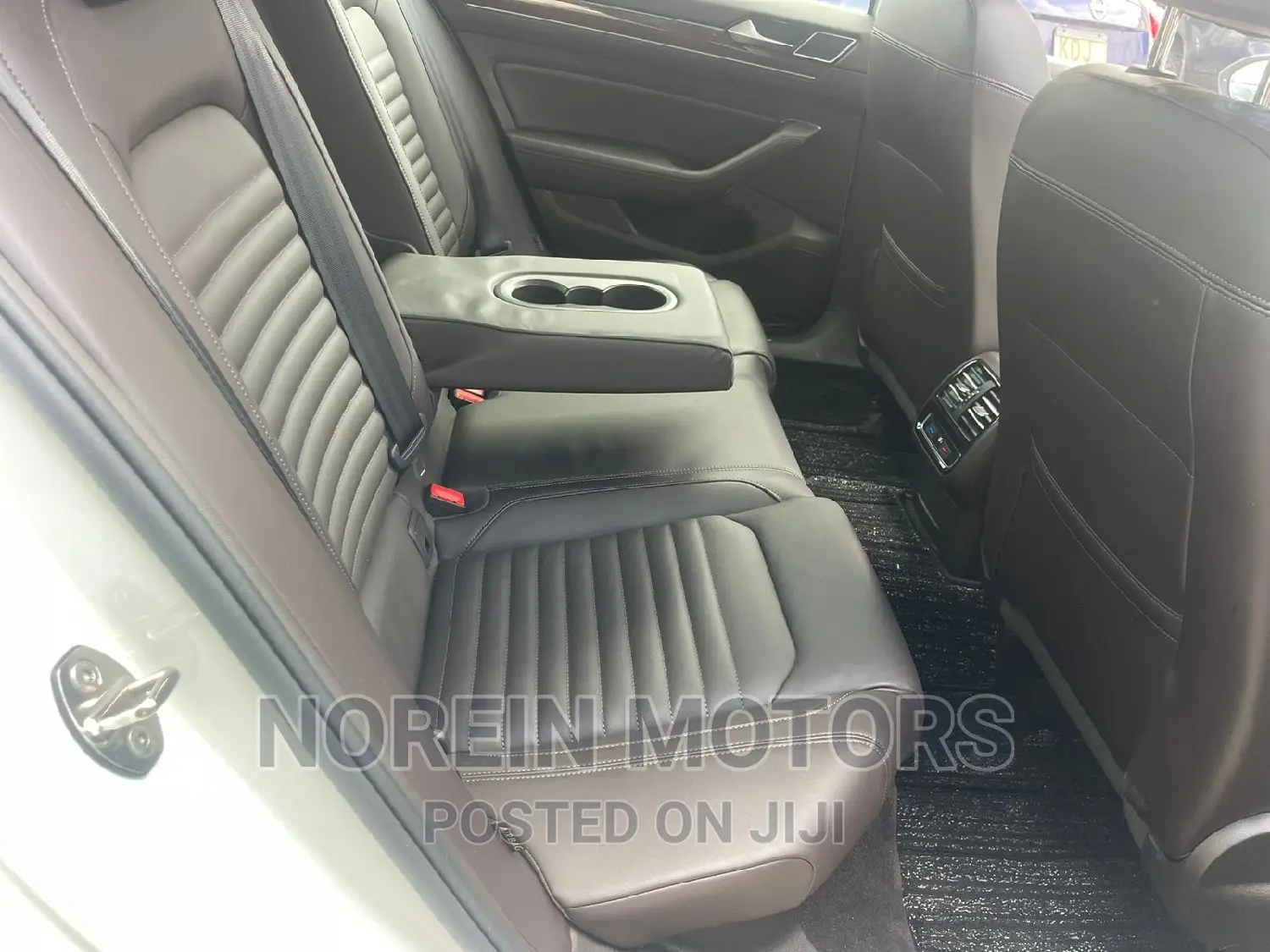 Volkswagen Passat 2016 White
