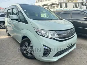 Honda Stepwgn 2016 Green