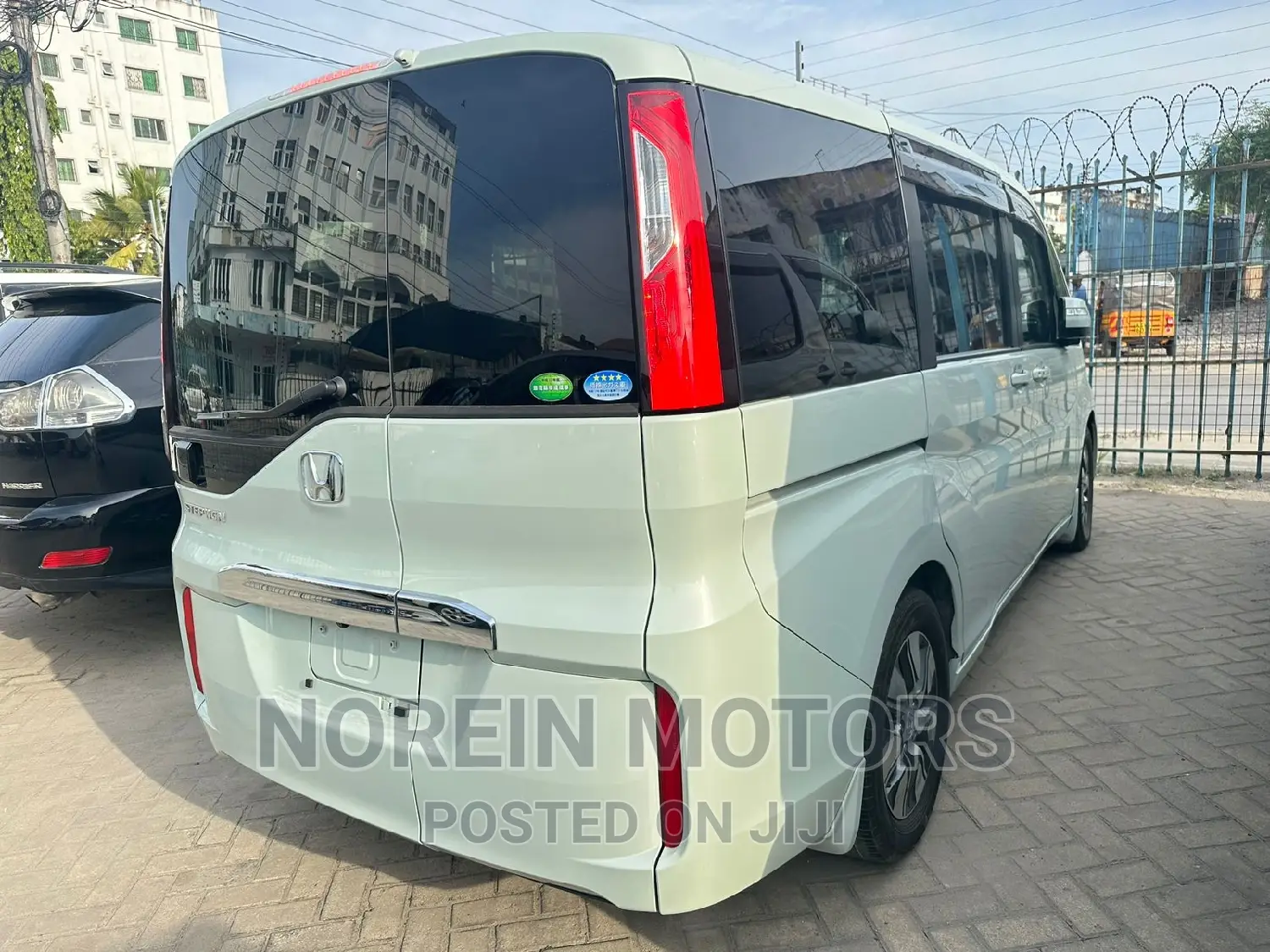 Honda Stepwgn 2016 Green
