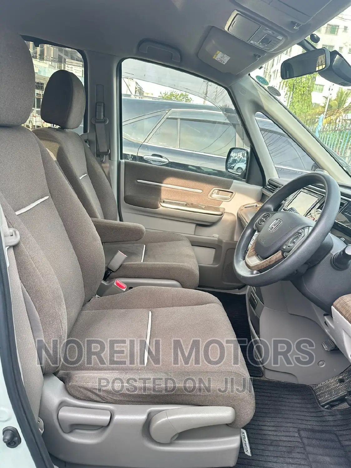 Honda Stepwgn 2016 Green