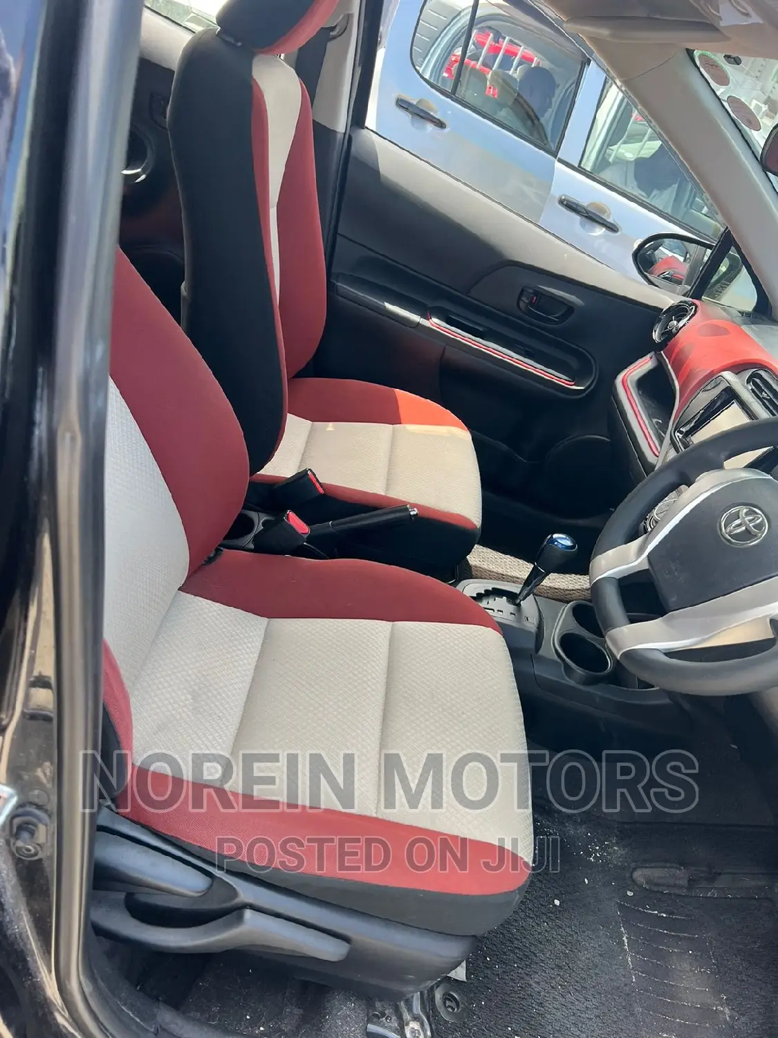 Toyota Aqua 2016 Black