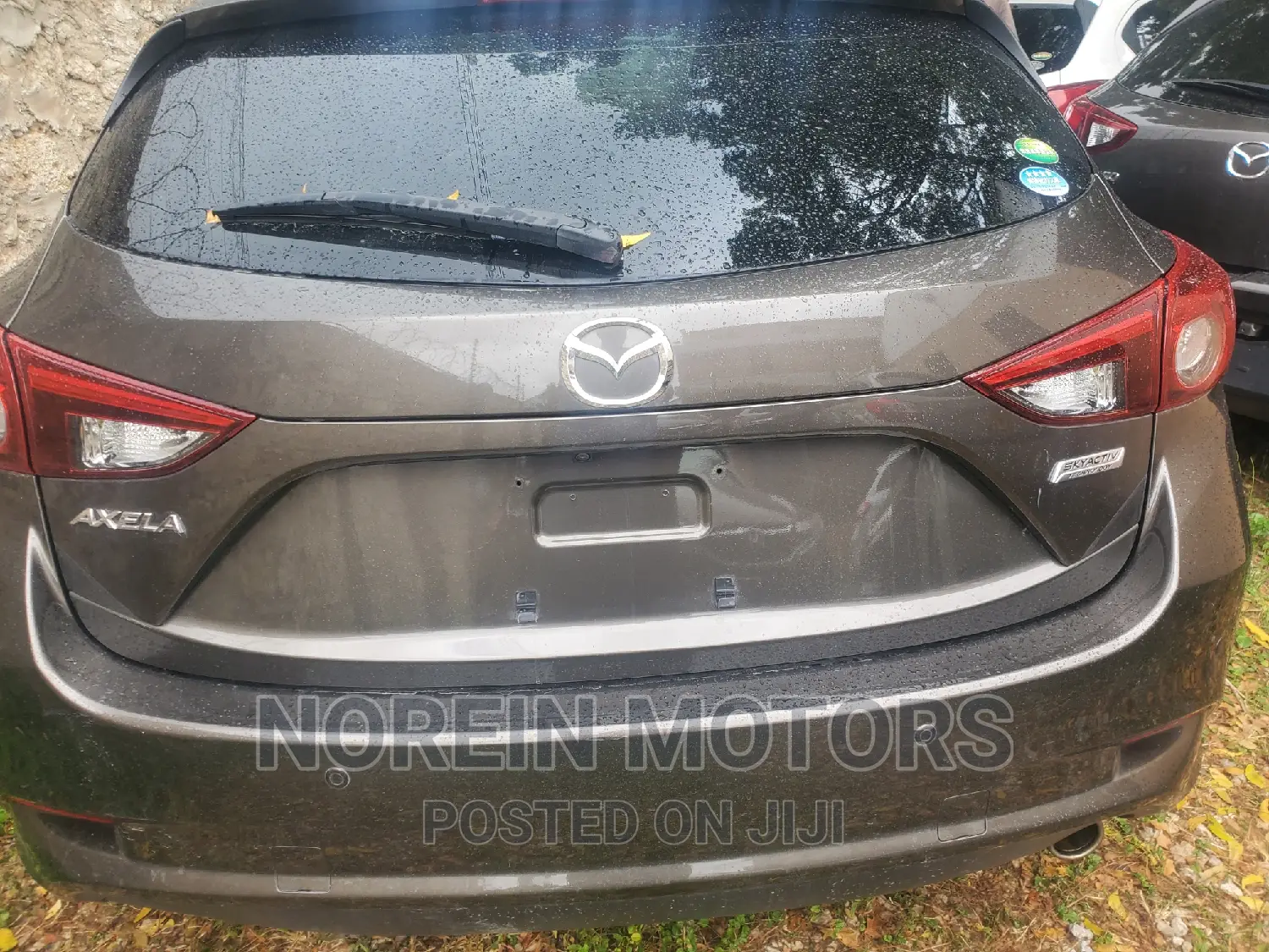 Mazda Axela 2016 Brown