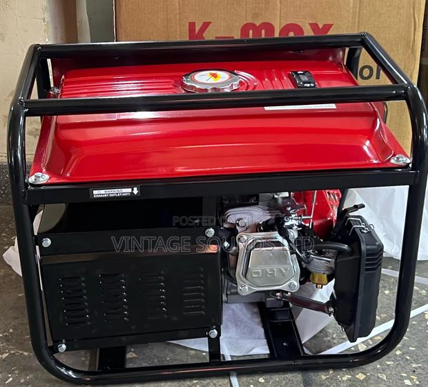 K-Max KINGMAX 4600E 2.4 Kva Petrol Generator W/Th Key - thumbnail 3